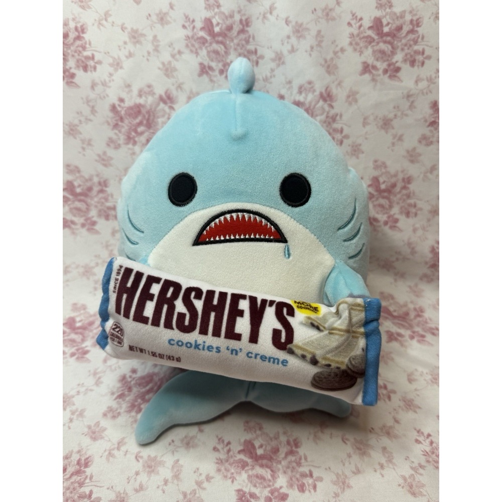 ZURU Snackles Series 2 Shark Plush Hershey's Cookies 'N' Creme 9"